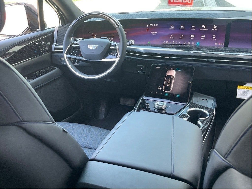 Cadillac Escalade IQ  2025 à Joliette, Québec - 13 - w1024h768px