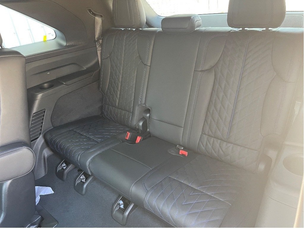 Cadillac Escalade IQ  2025 à Joliette, Québec - 11 - w1024h768px