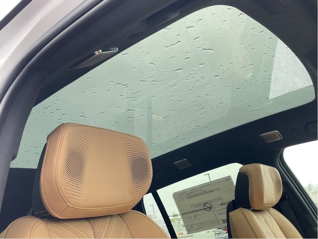 Cadillac ESCALADE IQ  2025 à Joliette, Québec - 8 - w1024h768px