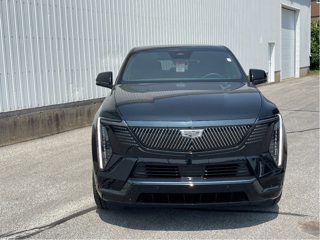 2026 Cadillac ESCALADE IQ in Joliette, Quebec - 2 - w1024h768px