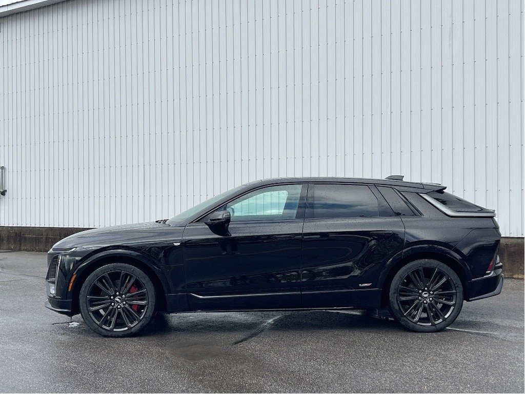 Cadillac LYRIQ-V  2026 à Joliette, Québec - 3 - w1024h768px