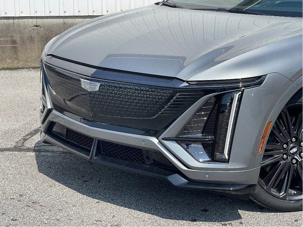 2026 Cadillac LYRIQ-V in Joliette, Quebec - 6 - w1024h768px