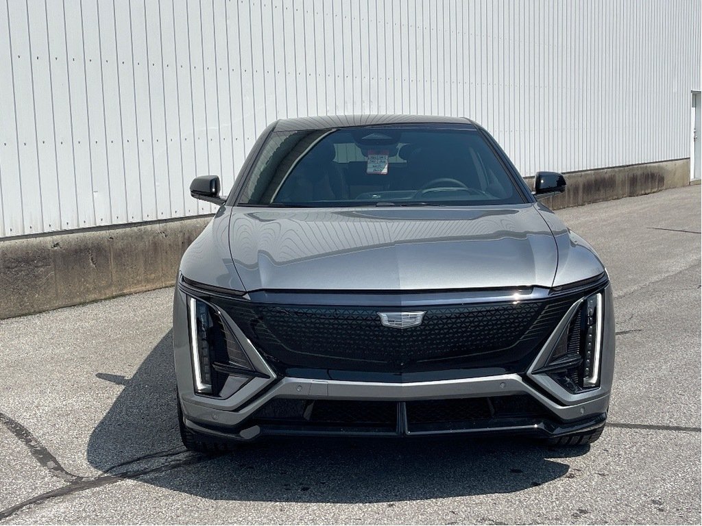 2026 Cadillac LYRIQ-V in Joliette, Quebec - 2 - w1024h768px