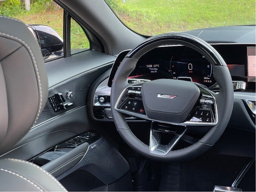 2026 Cadillac LYRIQ-V in Joliette, Quebec - 14 - w1024h768px