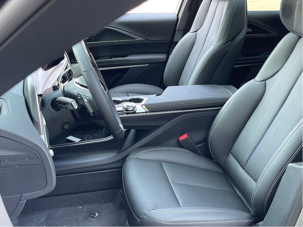 2026 Cadillac LYRIQ-V in Joliette, Quebec - 10 - w1024h768px