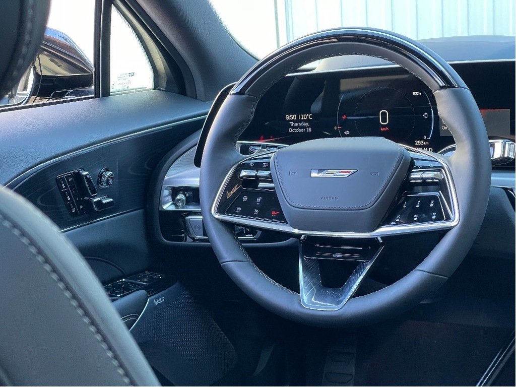 Cadillac LYRIQ-V  2026 à Joliette, Québec - 14 - w1024h768px