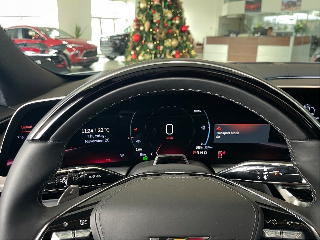 Cadillac LYRIQ-V  2026 à Joliette, Québec - 14 - w1024h768px