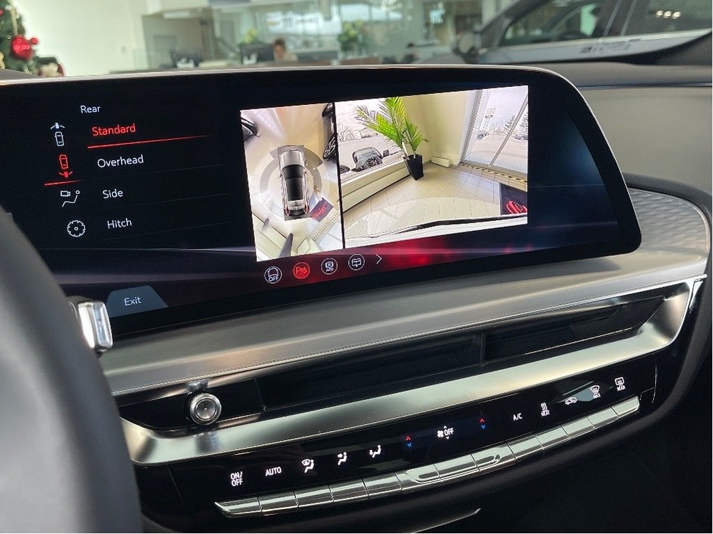 2026 Cadillac LYRIQ-V in Joliette, Quebec - 16 - w1024h768px