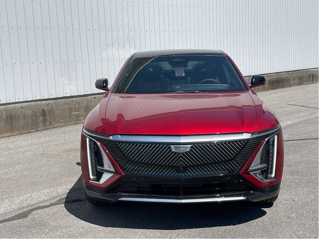 Cadillac LYRIQ  2024 à Joliette, Québec - 2 - w1024h768px