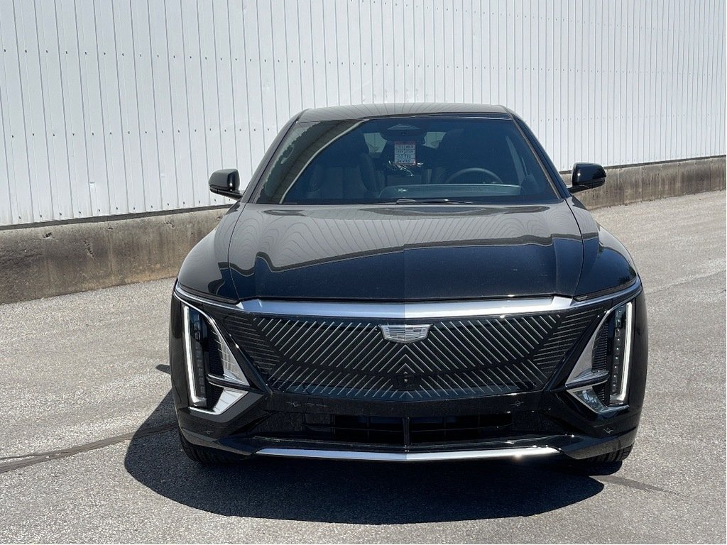 Cadillac LYRIQ  2024 à Joliette, Québec - 2 - w1024h768px