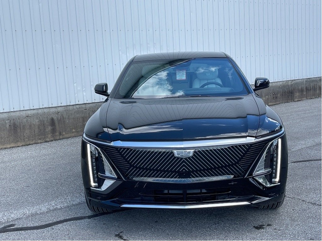 Cadillac LYRIQ  2024 à Joliette, Québec - 2 - w1024h768px