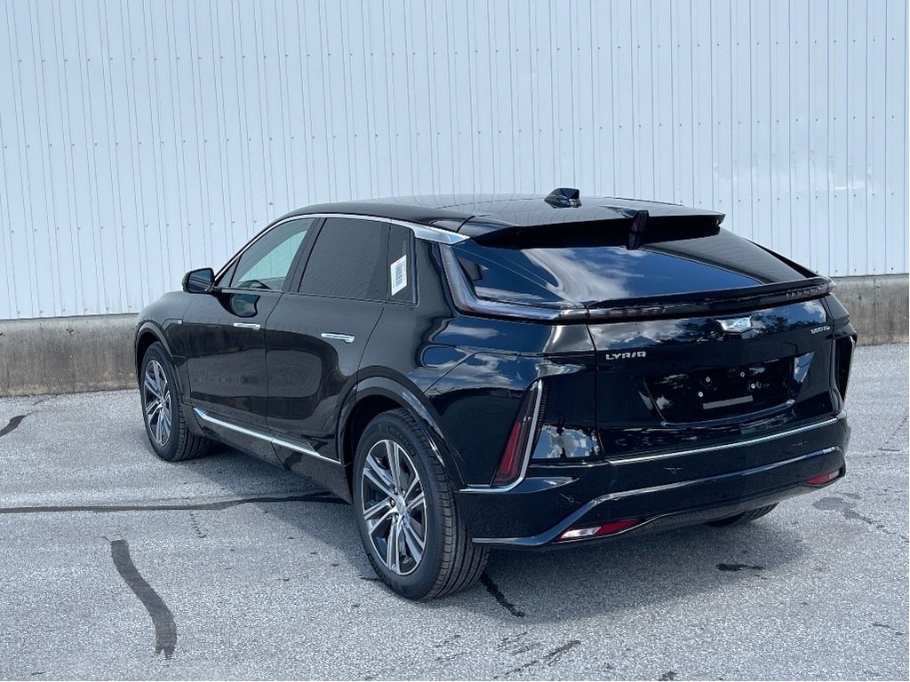 Cadillac LYRIQ  2024 à Joliette, Québec - 4 - w1024h768px