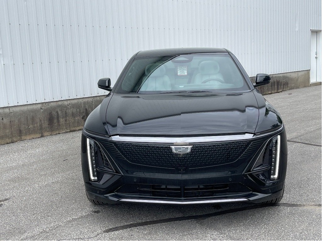 Cadillac LYRIQ  2024 à Joliette, Québec - 2 - w1024h768px