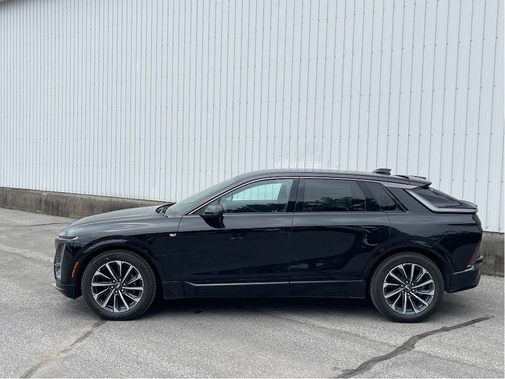 Cadillac LYRIQ  2024 à Joliette, Québec - 3 - w1024h768px