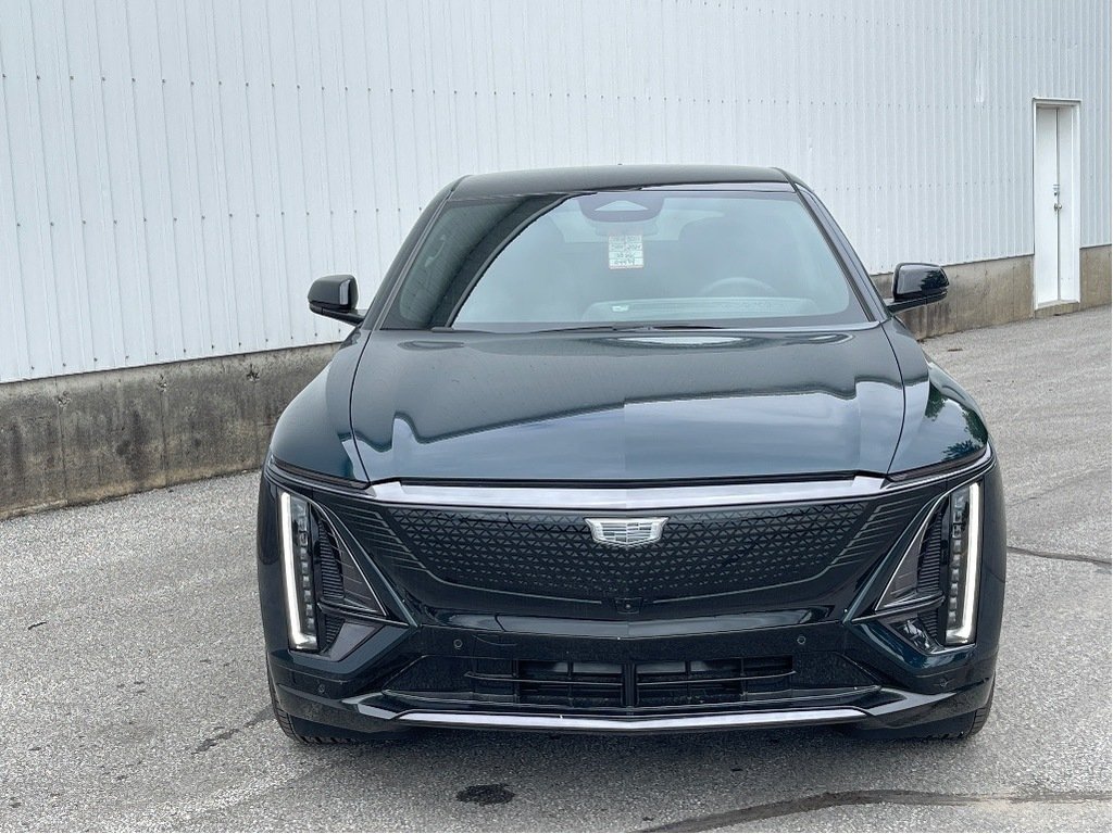 Cadillac LYRIQ  2024 à Joliette, Québec - 2 - w1024h768px