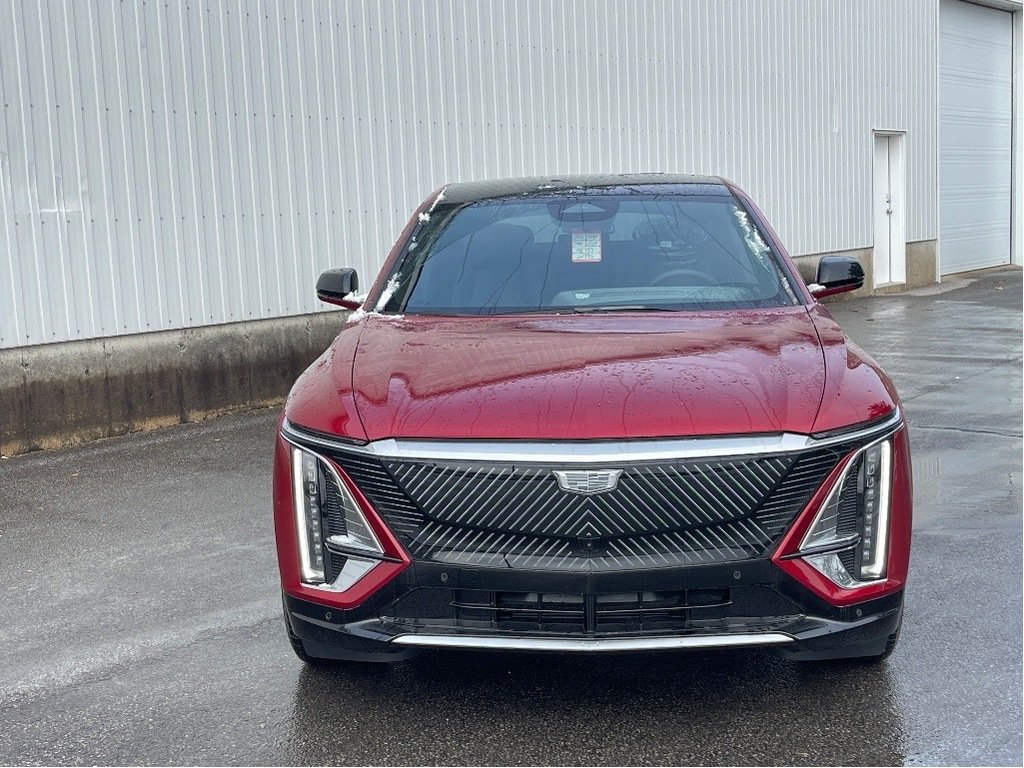 Cadillac LYRIQ  2024 à Joliette, Québec - 2 - w1024h768px