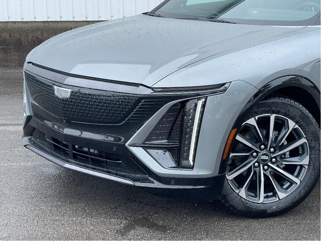 Cadillac LYRIQ  2025 à Joliette, Québec - 6 - w1024h768px