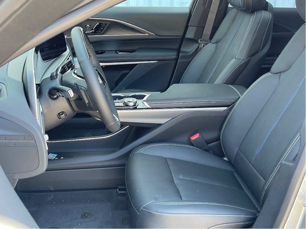 Cadillac LYRIQ  2025 à Joliette, Québec - 10 - w1024h768px