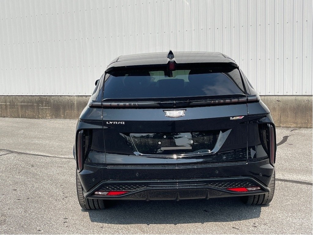 2026 Cadillac LYRIQ in Joliette, Quebec - 6 - w1024h768px