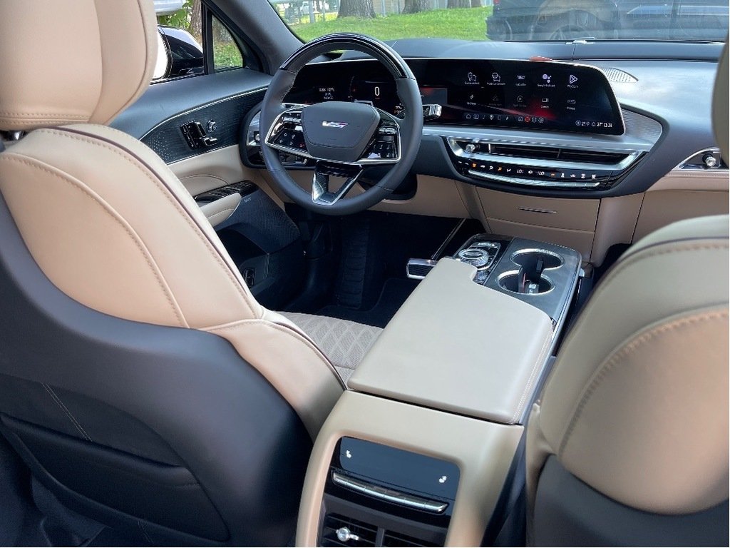 Cadillac LYRIQ  2026 à Joliette, Québec - 12 - w1024h768px