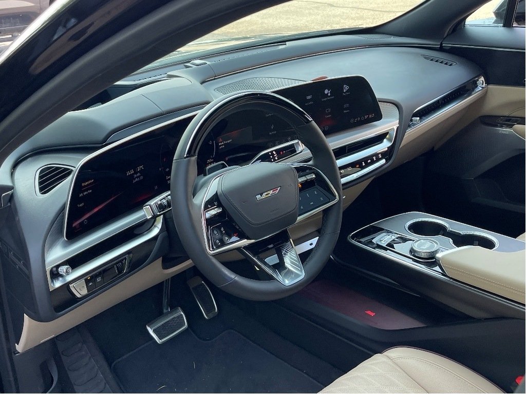 Cadillac LYRIQ  2026 à Joliette, Québec - 9 - w1024h768px
