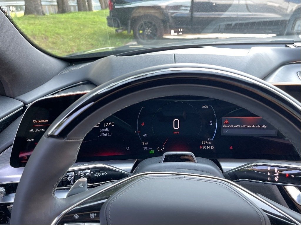 Cadillac LYRIQ  2026 à Joliette, Québec - 15 - w1024h768px