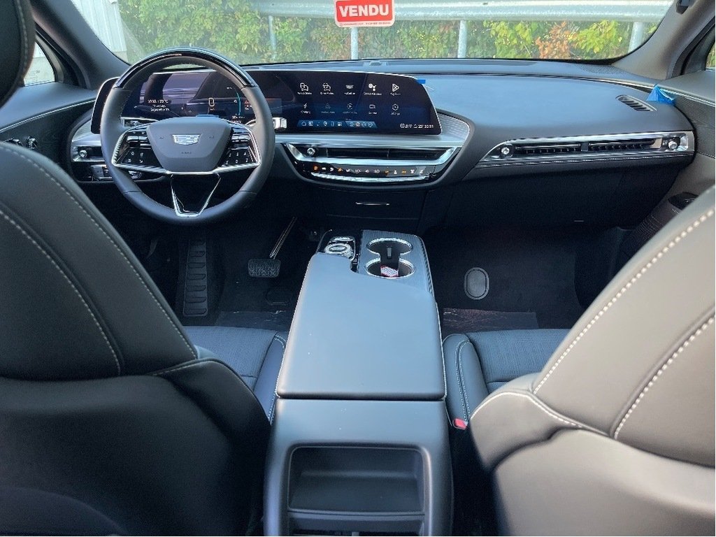 2026 Cadillac LYRIQ in Joliette, Quebec - 12 - w1024h768px