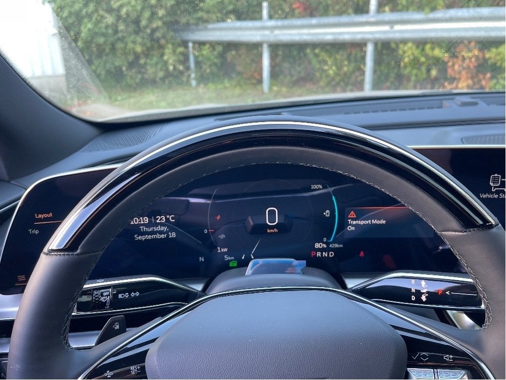 2026 Cadillac LYRIQ in Joliette, Quebec - 15 - w1024h768px