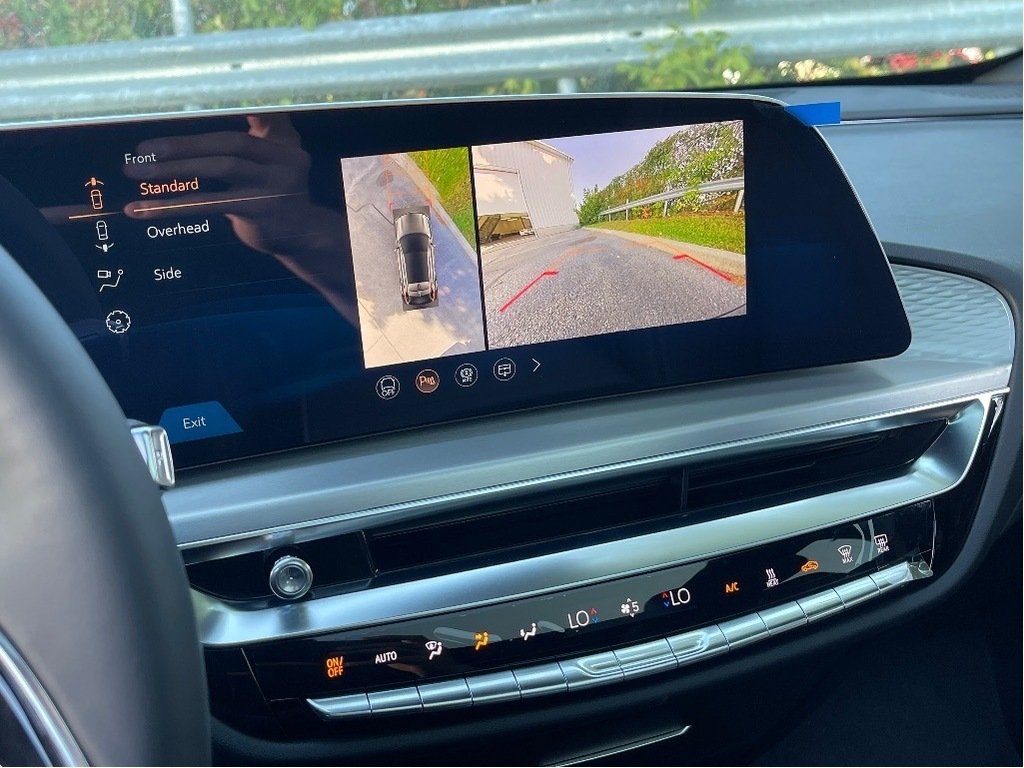 2026 Cadillac LYRIQ in Joliette, Quebec - 18 - w1024h768px