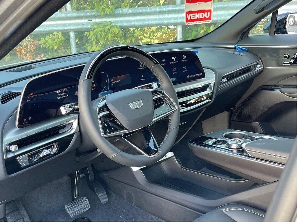 2026 Cadillac LYRIQ in Joliette, Quebec - 9 - w1024h768px