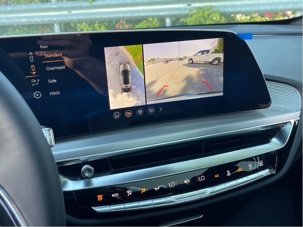 2026 Cadillac LYRIQ in Joliette, Quebec - 17 - w1024h768px