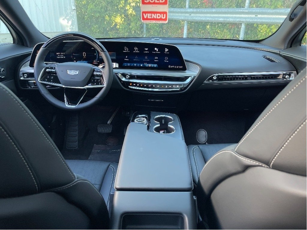 Cadillac LYRIQ  2026 à Joliette, Québec - 12 - w1024h768px