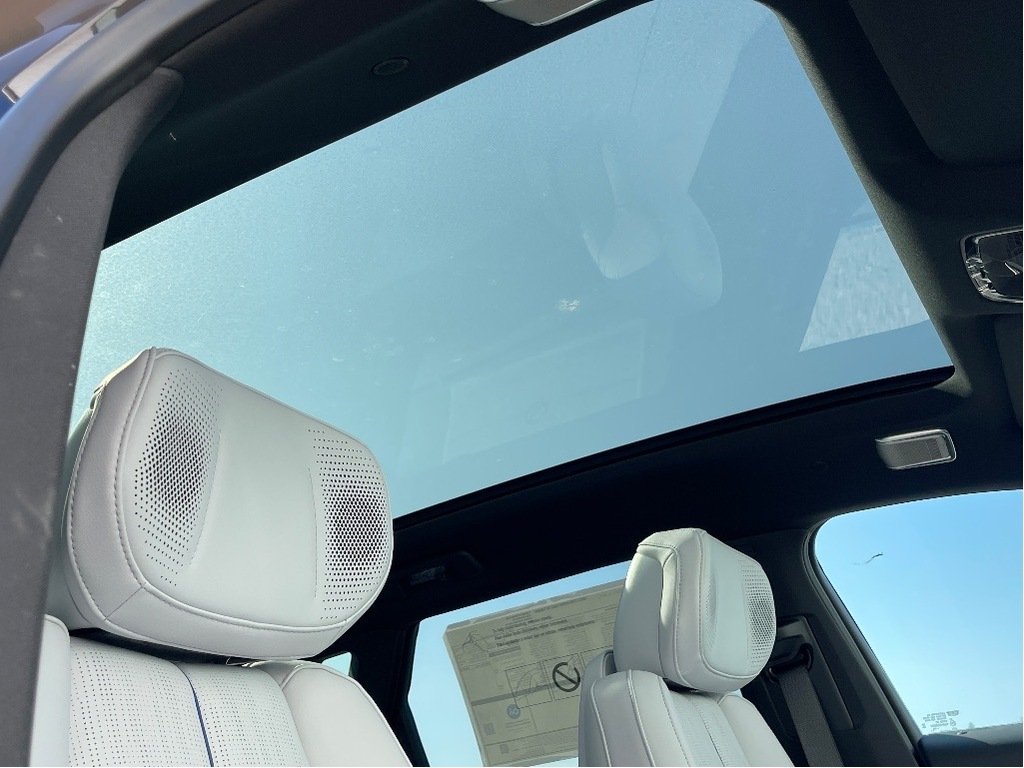 Cadillac LYRIQ  2026 à Joliette, Québec - 8 - w1024h768px