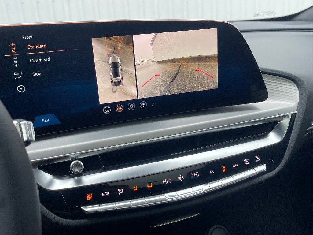 Cadillac LYRIQ  2026 à Joliette, Québec - 18 - w1024h768px