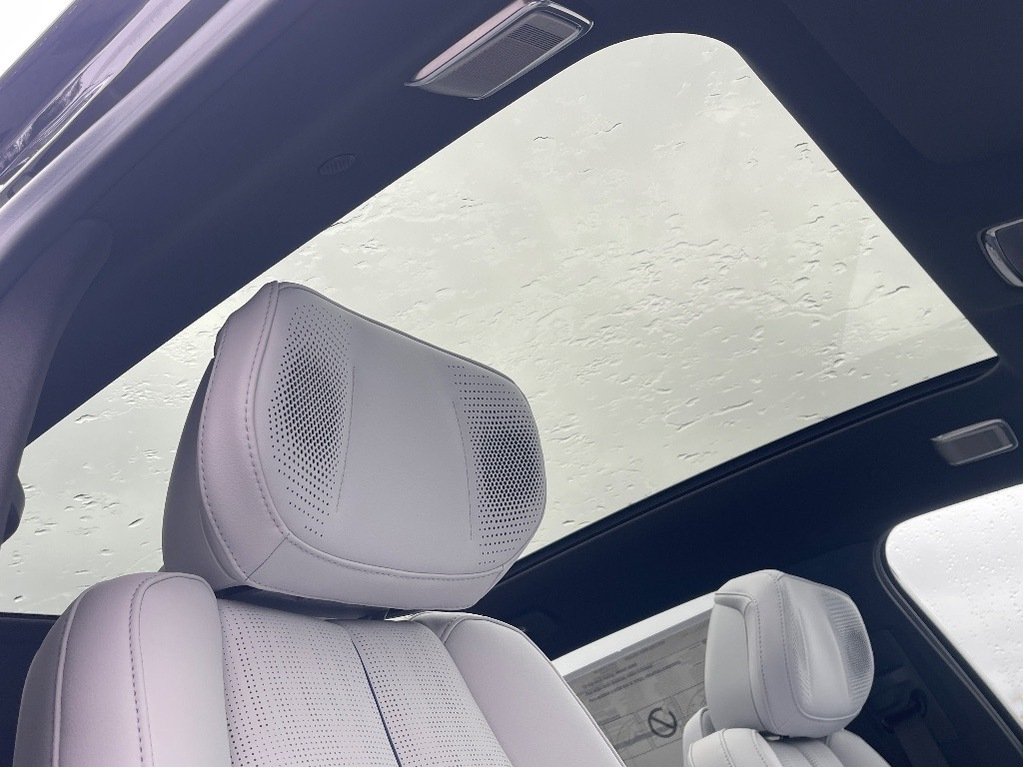 Cadillac LYRIQ  2026 à Joliette, Québec - 8 - w1024h768px