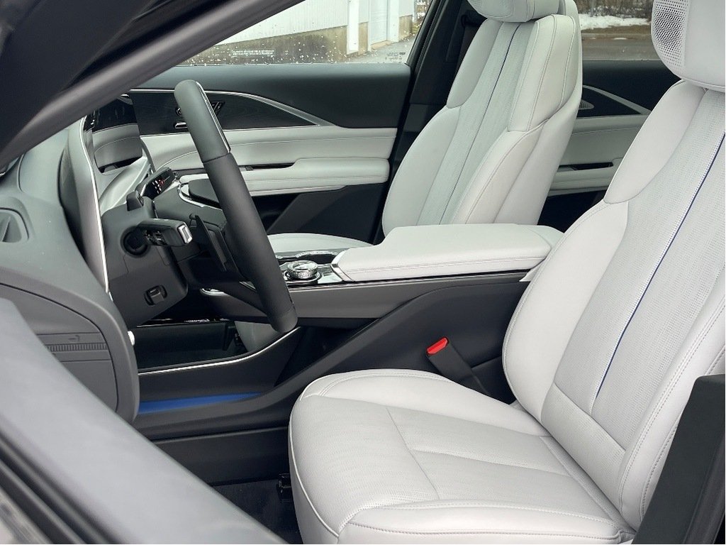 Cadillac LYRIQ  2026 à Joliette, Québec - 10 - w1024h768px