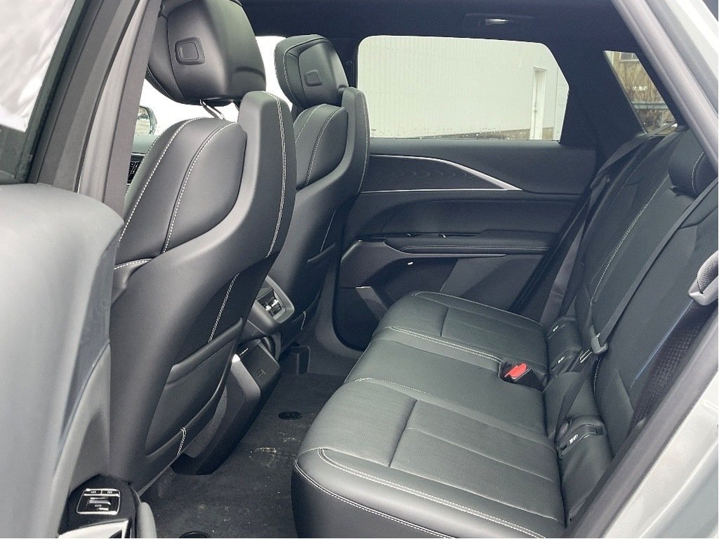 Cadillac LYRIQ  2026 à Joliette, Québec - 11 - w1024h768px