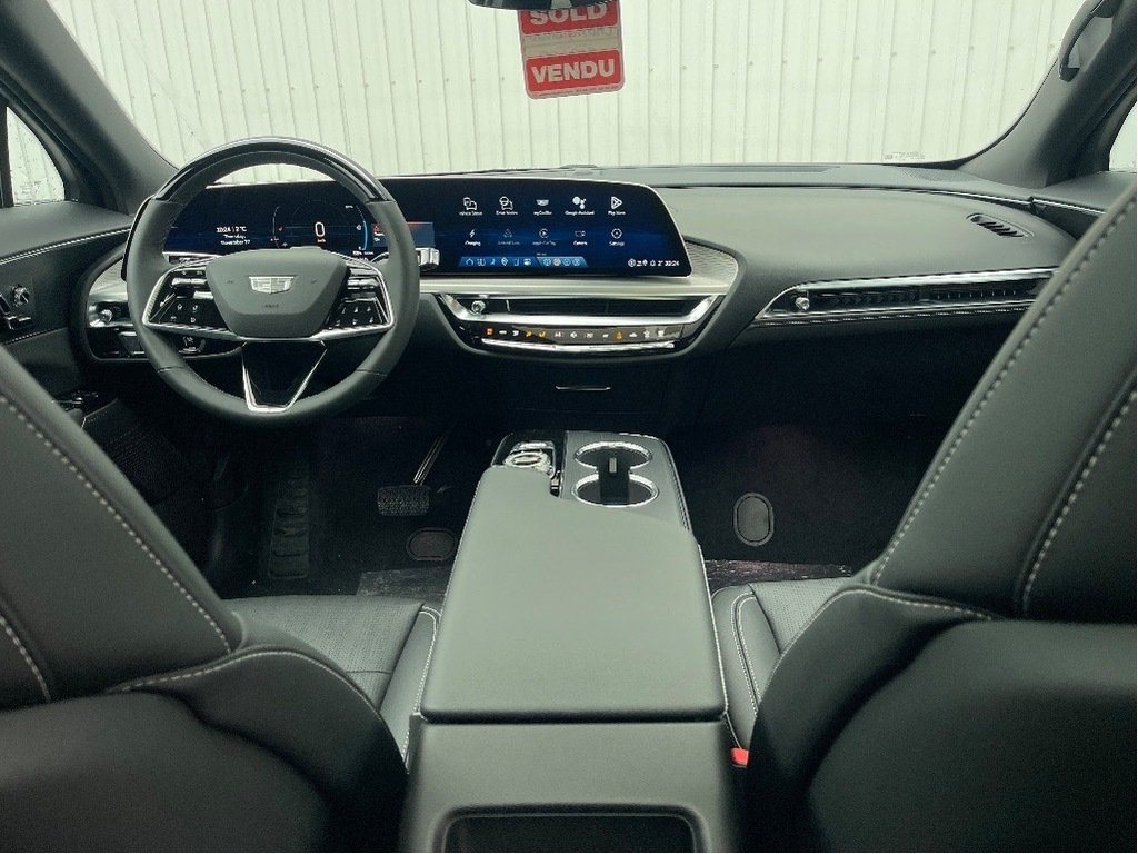 Cadillac LYRIQ  2026 à Joliette, Québec - 12 - w1024h768px