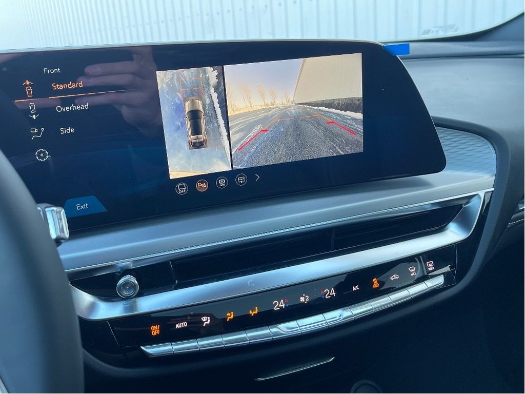 Cadillac LYRIQ  2026 à Joliette, Québec - 18 - w1024h768px