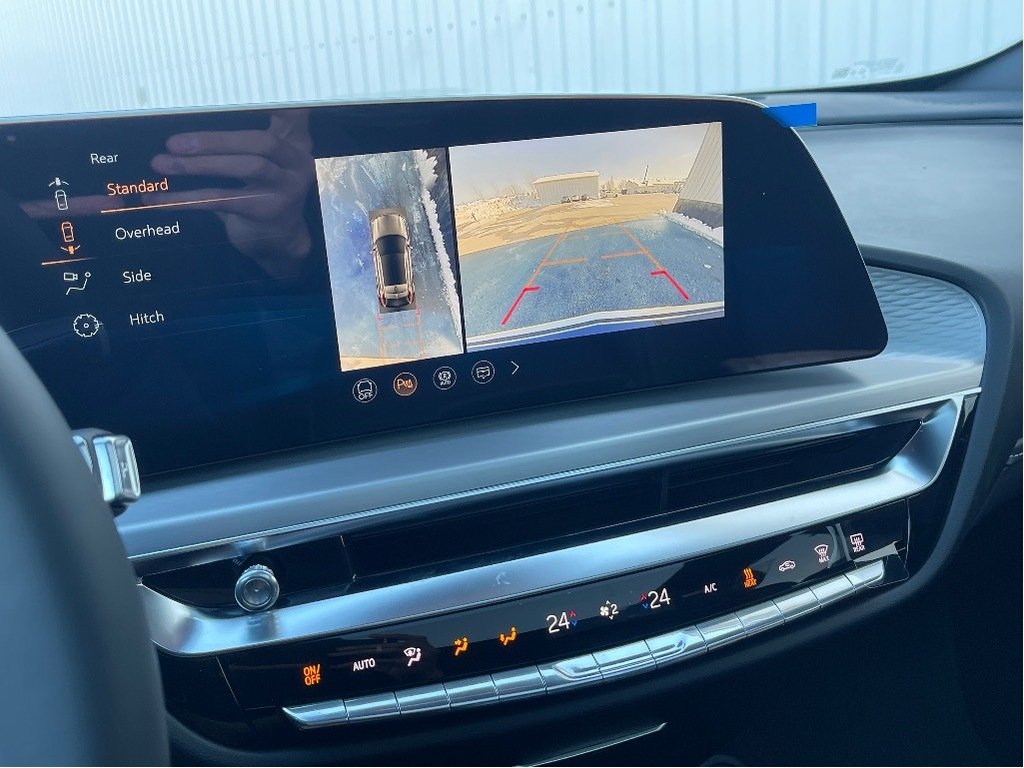 Cadillac LYRIQ  2026 à Joliette, Québec - 17 - w1024h768px