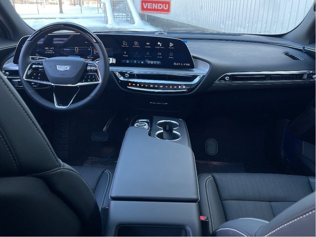 Cadillac LYRIQ  2026 à Joliette, Québec - 12 - w1024h768px