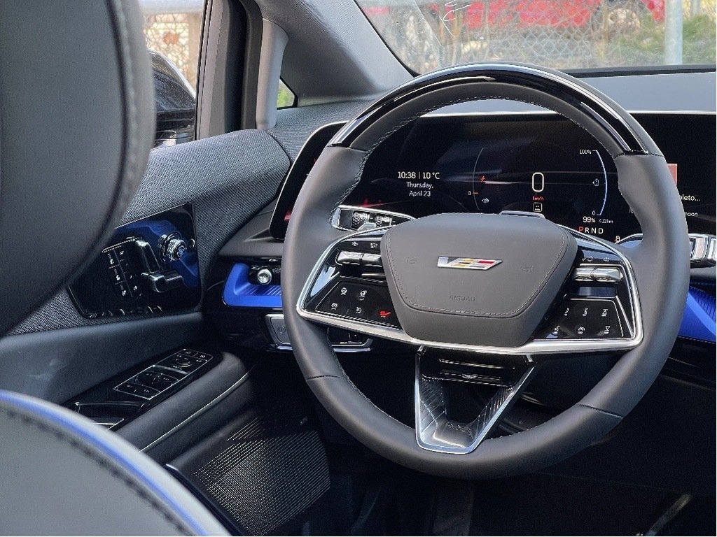 Cadillac Optiq-V  2026 à Joliette, Québec - 13 - w1024h768px