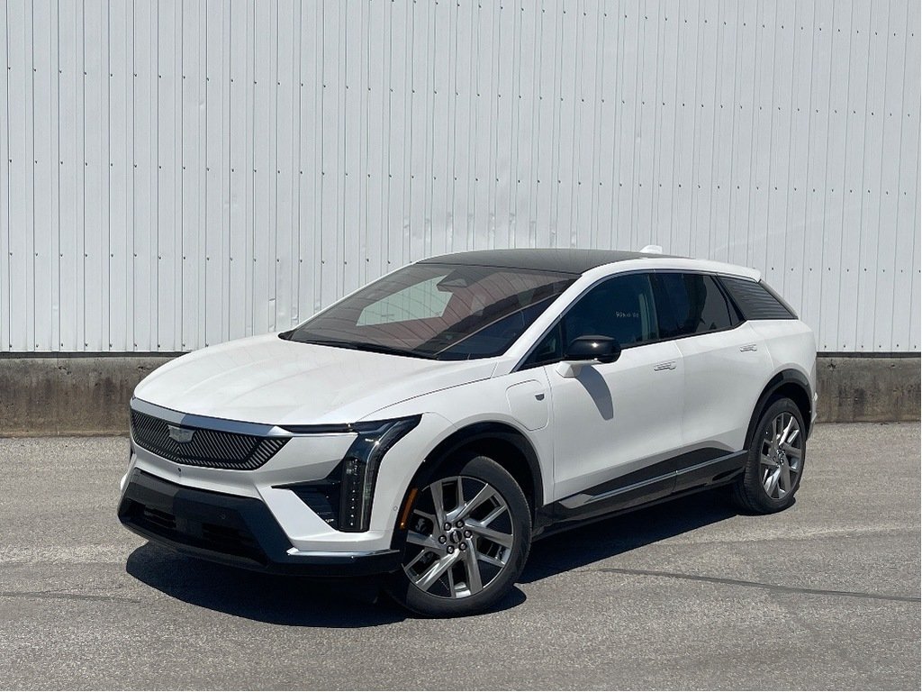 2025 Cadillac OPTIQ in Joliette, Quebec - 1 - w1024h768px