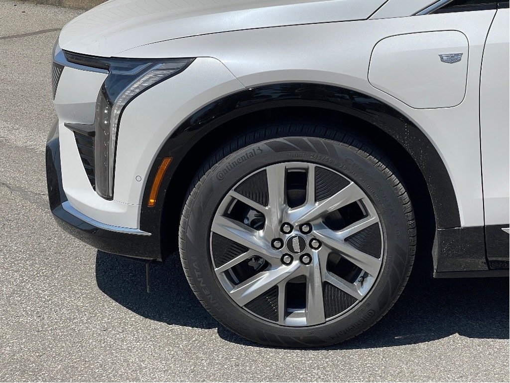 2025 Cadillac OPTIQ in Joliette, Quebec - 5 - w1024h768px