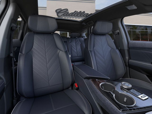 2025 Cadillac OPTIQ in Joliette, Quebec - 6 - w1024h768px