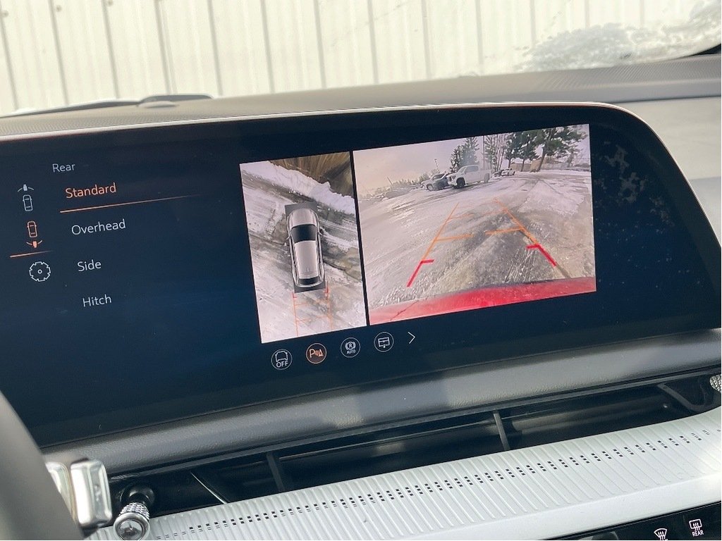 2026 Cadillac OPTIQ in Joliette, Quebec - 17 - w1024h768px