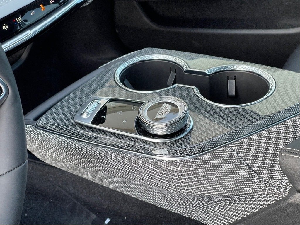 2026 Cadillac Optiq in Joliette, Quebec - 19 - w1024h768px