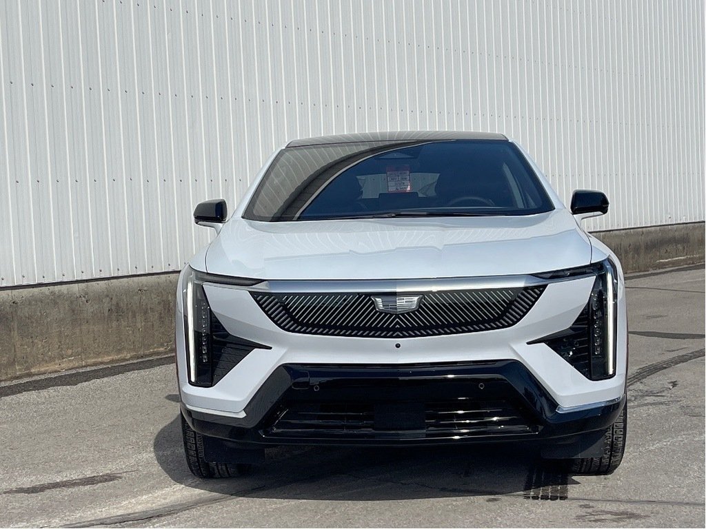 2026 Cadillac Optiq in Joliette, Quebec - 2 - w1024h768px
