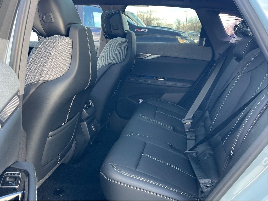Cadillac Optiq  2026 à Joliette, Québec - 10 - w1024h768px
