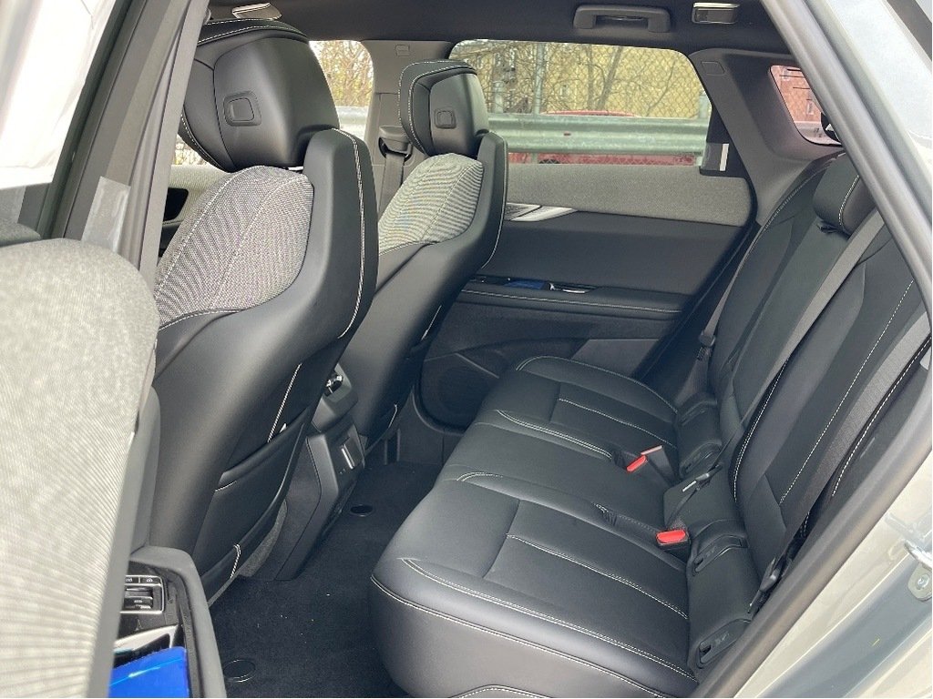 Cadillac Optiq  2026 à Joliette, Québec - 10 - w1024h768px